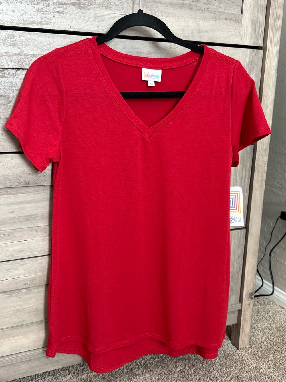 LuLaRoe XS Christy V-Neck Short Sleeve Women's Tee - Red
